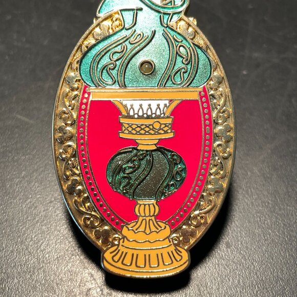 Two Rare Disneyland Walt's Apartment Lamp Pins for 50th Anniversary - Picture 2 of 14